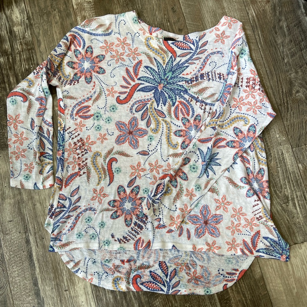 Lightweight long sleeve floral shirt